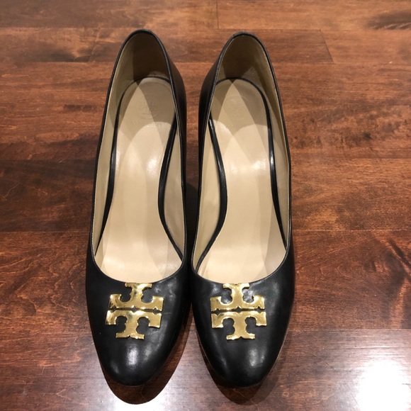 Tory Burch Shoes - Tory Burch Raleigh leather wedge pump